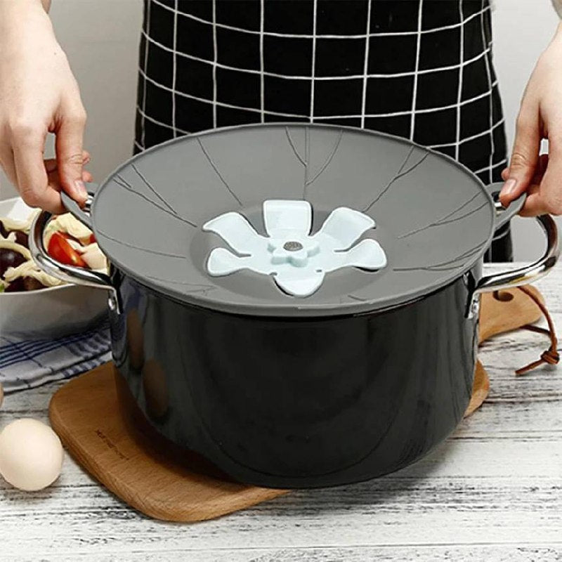 Silicone Boil Over Spill Cover